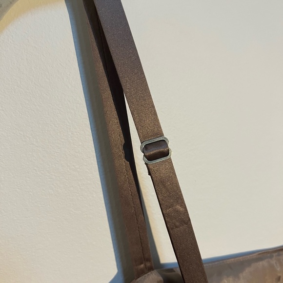 BCBGMaxAzira Cocktail Dress Shimmery Taupe Size 6 - Picture 7 of 7